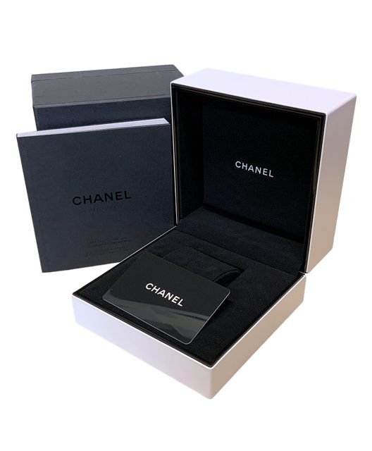 Chanel J12 H5701 Image 4